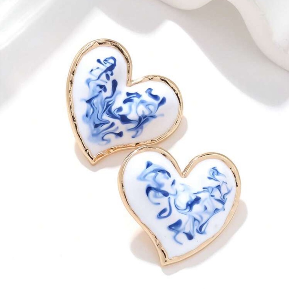 Framed in Gold Trim Oil Dripping Blue on White Porcelain Heart Earrings - Picture 2 of 7